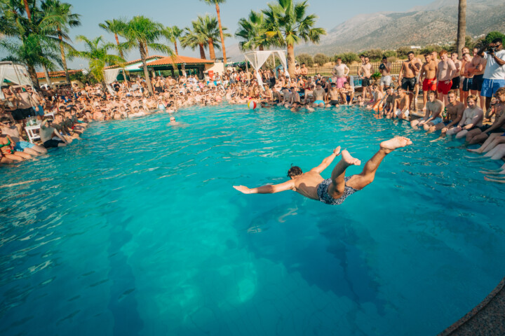 oasis pool party malia