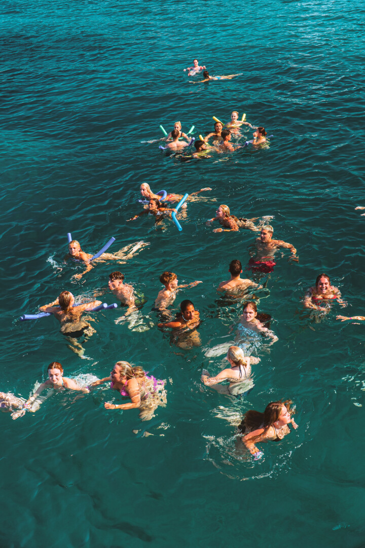 Zante Pukka Up Boat