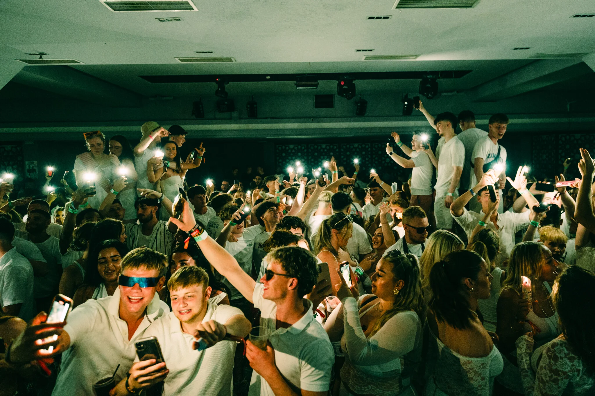 Agenda White Party Kavos