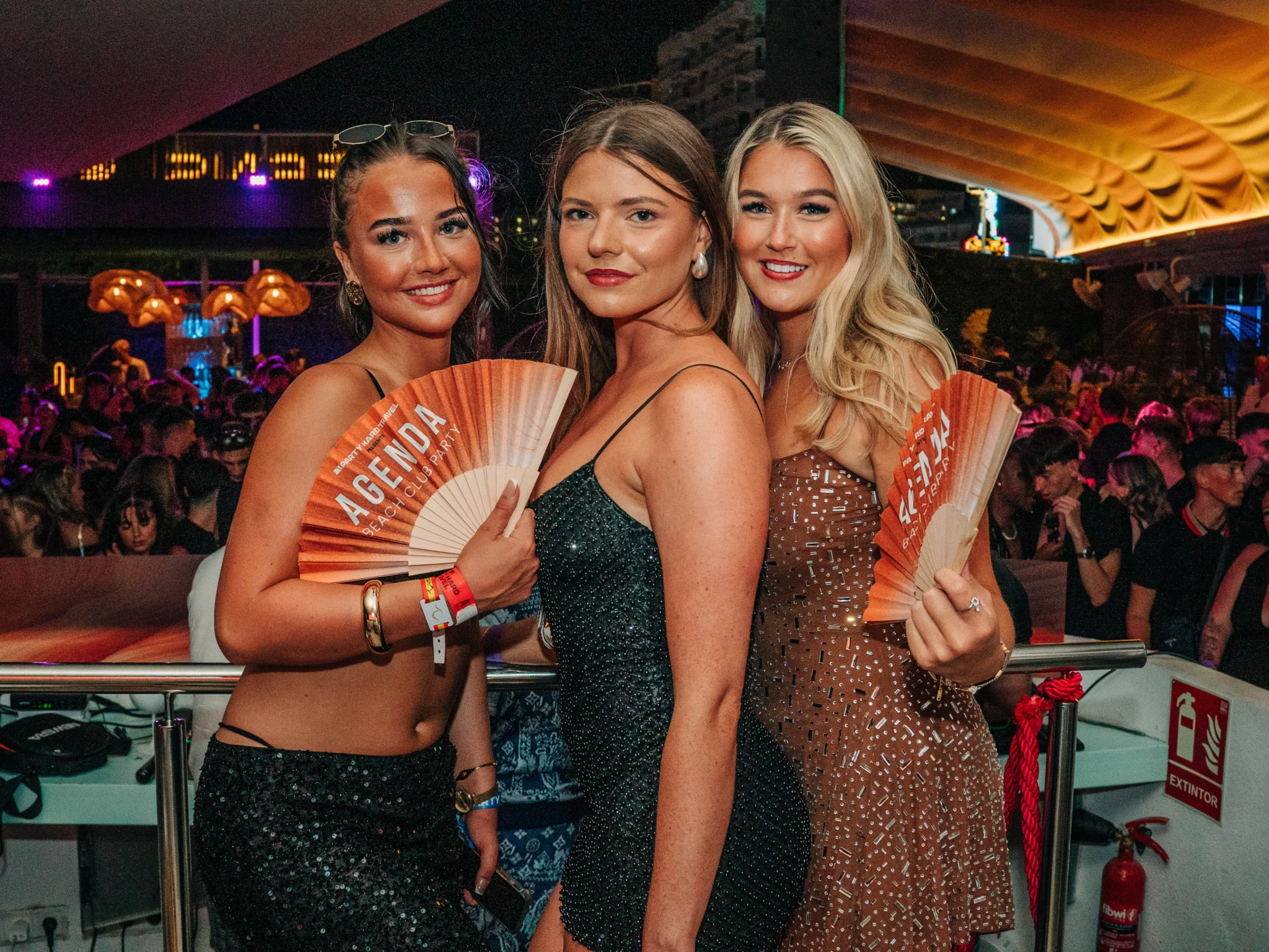 agenda beach club party magaluf